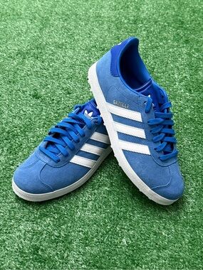 adidas Gazelle Spikeless Golf Shoes – Men’s Size 8 – New